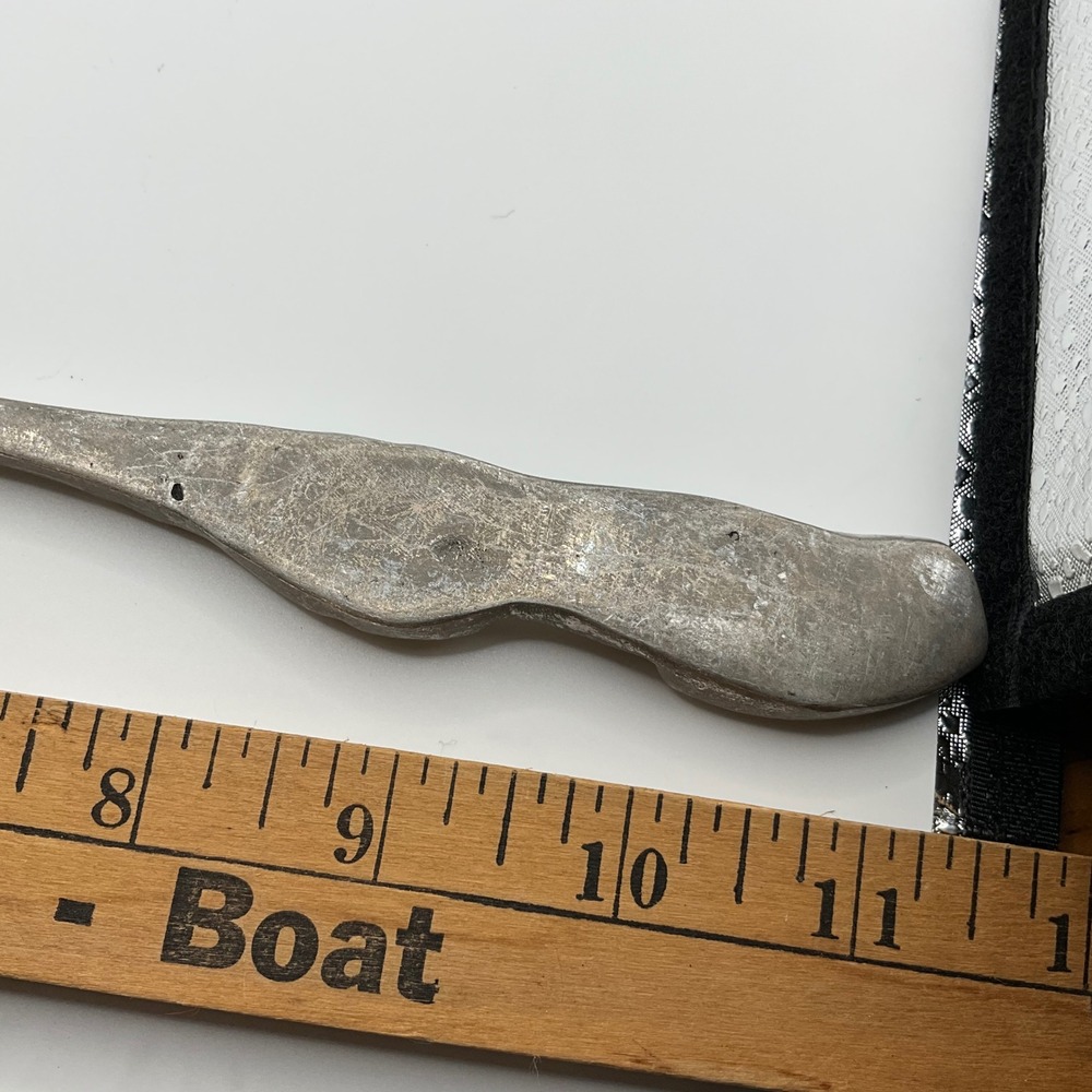 Vintage Metal Salad Server Sculpted Handle Animal Grapes Mexican Crafted - Picture 5 of 5